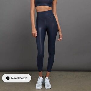 NWOT Size XS Carbon38 Takara Shine High-Waist 7/8 Legging in Dark Navy